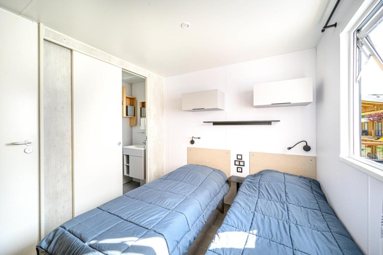 Le Camping Grand Cerf Hotel Gimouille Buitenkant foto
