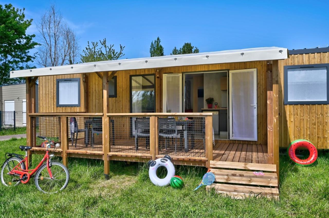Le Camping Grand Cerf Hotel Gimouille Buitenkant foto