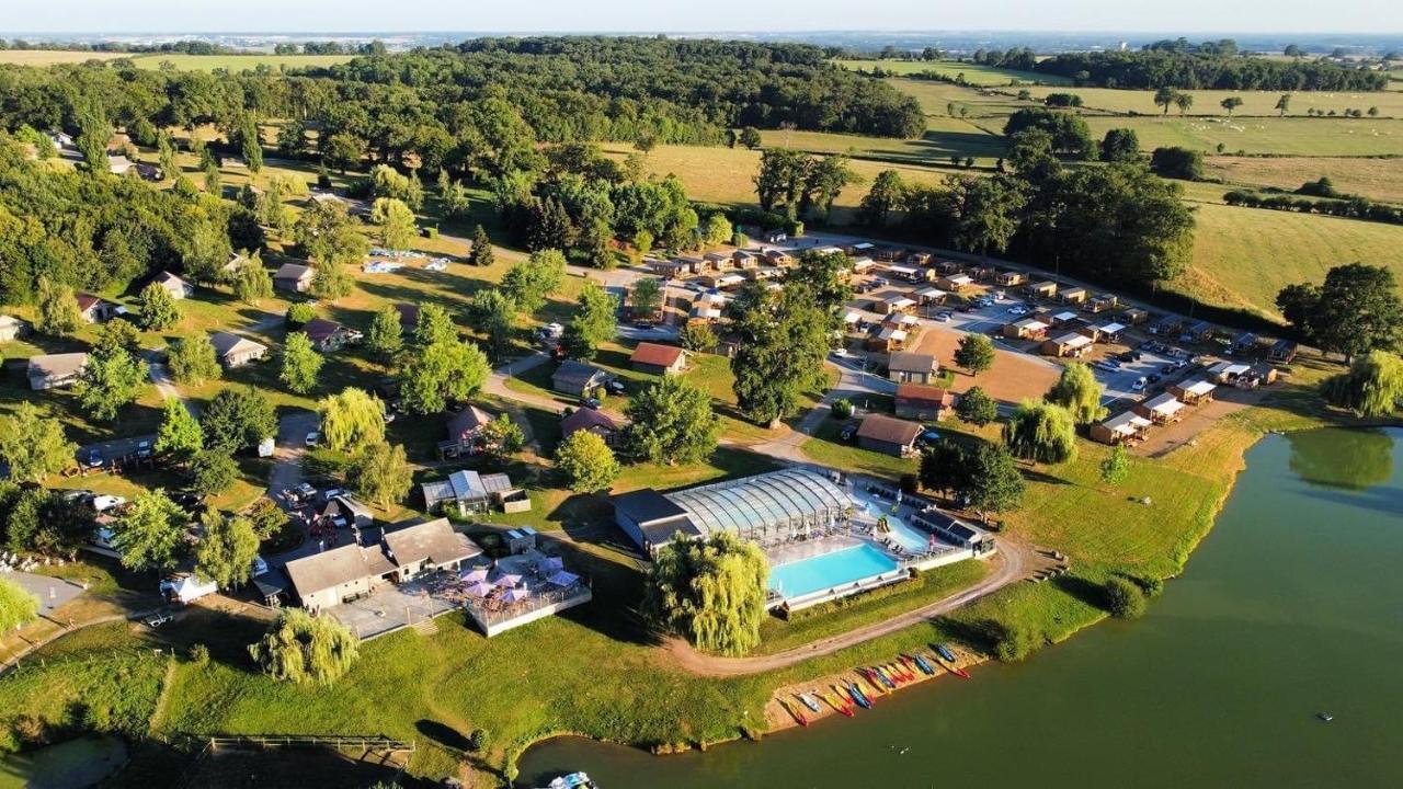 Le Camping Grand Cerf Hotel Gimouille Buitenkant foto