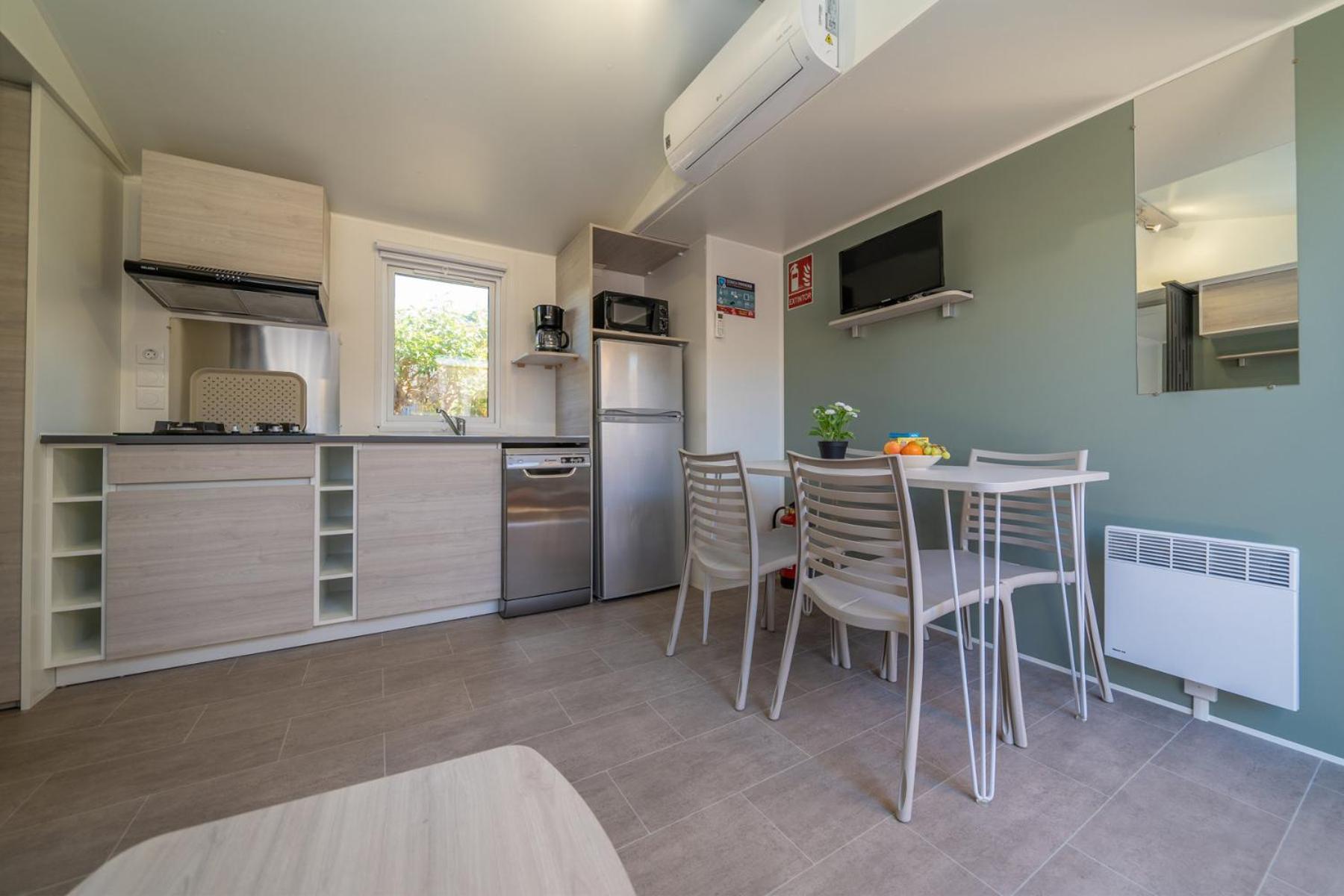 Le Camping Grand Cerf Hotel Gimouille Buitenkant foto