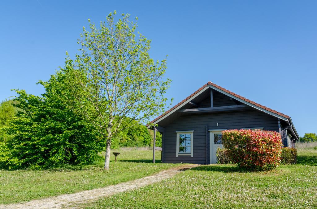 Le Camping Grand Cerf Hotel Gimouille Buitenkant foto